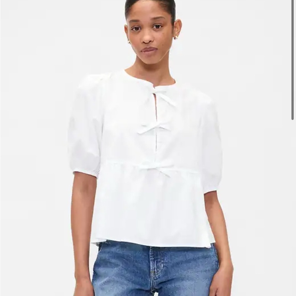 GAP White Puff Sleeve Blouse